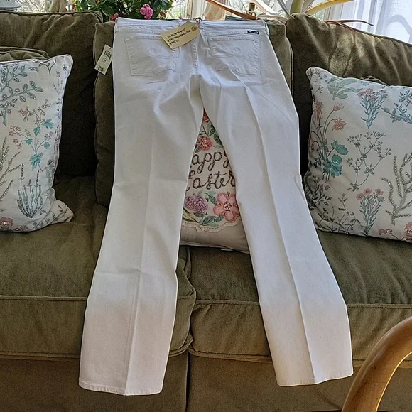 Luckybrand Low rise Bootcut Jeans - Picture 2 of 10